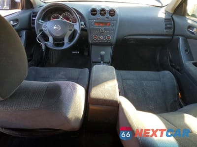 Zdjęcie 8 z 11 samochodu: 2011 NISSAN ALTIMA 3.5 SR VIN:1N4BL2AP2BN426260 - miniatura