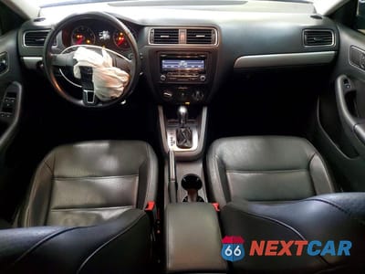 Zdjęcie 8 z 11 samochodu: 2013 VOLKSWAGEN JETTA SE VIN:3VWDP7AJ7DM428435 - miniatura