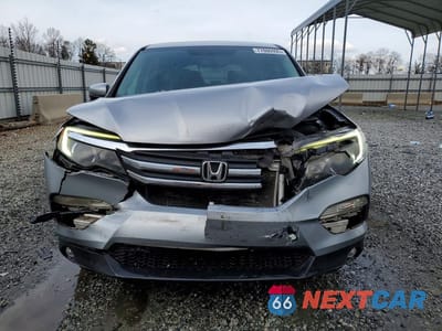 Piąte zdjęcie samochodu w środku: 2016 HONDA PILOT EXL VIN:5FNYF6H56GB077794 - miniatura