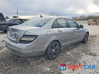 Trzecie zdjęcie samochodu z tyłu: 2008 MERCEDES-BENZ C 300 VIN:WDDGF54X58F046066 - miniatura