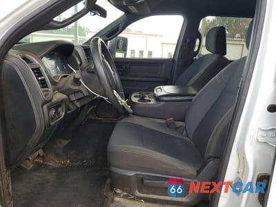 Zdjęcie 7 z 11 samochodu: 2024 RAM 2500 TRADESMAN VIN:3C6UR5HL8RG357140 - miniatura