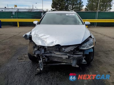 Piąte zdjęcie samochodu w środku: 2017 VOLKSWAGEN GOLF ALLTRACK S VIN:3VWH17AU5HM512546 - miniatura
