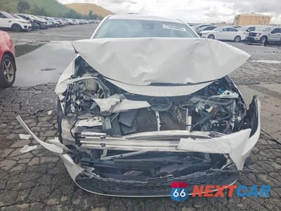 Piąte zdjęcie samochodu w środku: 2022 TOYOTA COROLLA LE VIN:5YFEPMAE4NP342082 - miniatura