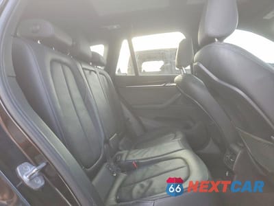 Zdjęcie 11 z 14 samochodu: 2018 BMW X1 SDRIVE28I VIN:WBXHU7C33J5H39220 - miniatura