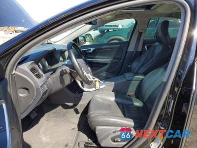 Zdjęcie 7 z 12 samochodu: 2013 VOLVO S60 T5 VIN:YV1612FS9D2208524 - miniatura