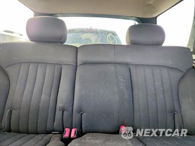 Zdjęcie 10 z 12 samochodu: 2004 CHEVROLET BLAZER VIN:1GNDT13X84K156070 - miniatura