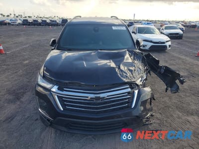 Piąte zdjęcie samochodu w środku: 2022 CHEVROLET TRAVERSE LT VIN:1GNERHKW0NJ163199 - miniatura