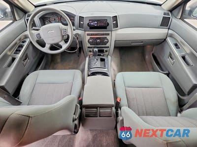Zdjęcie 8 z 13 samochodu: 2006 JEEP GRAND CHEROKEE LAREDO VIN:1J4GS48K96C242096 - miniatura