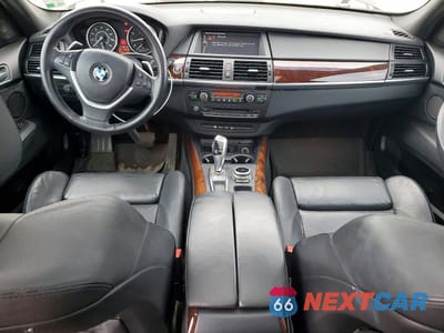 Zdjęcie 8 z 12 samochodu: 2013 BMW X5 XDRIVE50I VIN:5UXZV8C53D0C14759 - miniatura