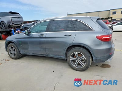 Drugie zdjęcie samochodu z przodu: 2018 MERCEDES-BENZ GLC 300 4MATIC VIN:WDC0G4KB4JV104135 - miniatura