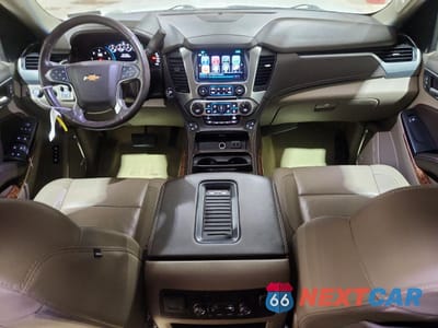 Zdjęcie 8 z 14 samochodu: 2017 CHEVROLET SUBURBAN K1500 PREMIER VIN:1GNSKJKC0HR327898 - miniatura