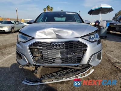 Piąte zdjęcie samochodu w środku: 2022 AUDI A3 PREMIUM VIN:WAUGUDGYXNA091752 - miniatura