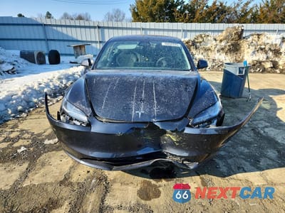 Piąte zdjęcie samochodu w środku: 2024 TESLA MODEL 3 VIN:5YJ3E1EA0RF871078 - miniatura