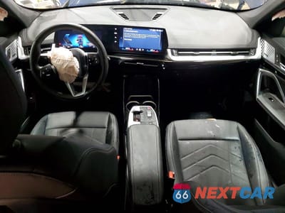 Zdjęcie 8 z 13 samochodu: 2025 BMW X1 XDRIVE28I VIN:WBX73EF02S5087029 - miniatura