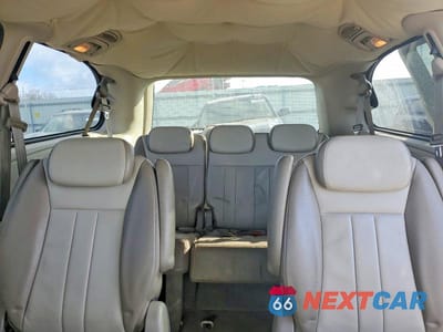 Zdjęcie 10 z 12 samochodu: 2005 CHRYSLER TOWN & COUNTRY TOURING VIN:2C4GP54L95R289730 - miniatura