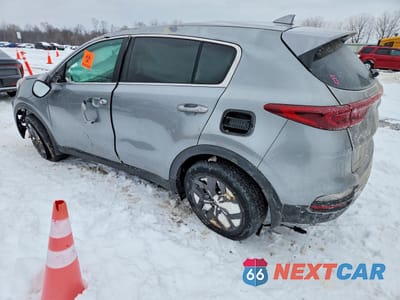 Drugie zdjęcie samochodu z przodu: 2022 KIA SPORTAGE LX VIN:KNDPMCAC9N7973616 - miniatura