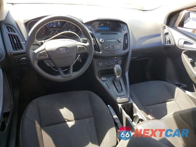 Zdjęcie 8 z 12 samochodu: 2017 FORD FOCUS SE VIN:1FADP3K23HL338764 - miniatura