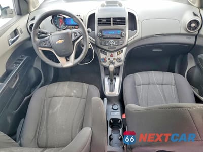 Zdjęcie 8 z 13 samochodu: 2014 CHEVROLET SONIC LT VIN:1G1JC5SH3E4217806 - miniatura