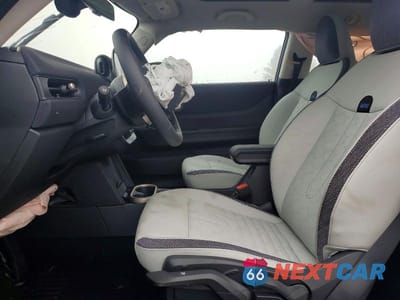 Zdjęcie 7 z 11 samochodu: 2025 MINI COOPER BASE VIN:WMW13GD06S2W48848 - miniatura