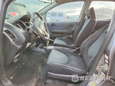 Zdjęcie 7 z 13 samochodu: 2008 HONDA FIT SPORT VIN:JHMGD38678S027238 - miniatura