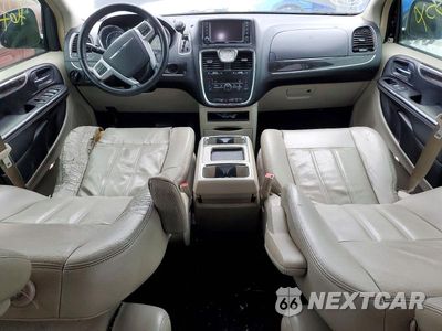 Zdjęcie 8 z 12 samochodu: 2013 CHRYSLER TOWN & COUNTRY TOURING VIN:2C4RC1BG4DR775962 - miniatura