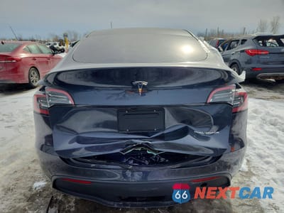 Zdjęcie 6 z 12 samochodu: 2024 TESLA MODEL Y VIN:LRWYGDEE1RC670790 - miniatura