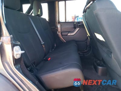 Zdjęcie 10 z 12 samochodu: 2016 JEEP WRANGLER UNLIMITED SPORT VIN:1C4BJWDG1GL167623 - miniatura