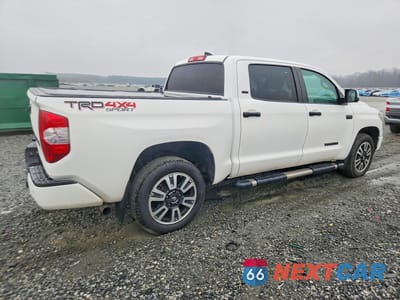 Trzecie zdjęcie samochodu z tyłu: 2020 TOYOTA TUNDRA SR5 VIN:5TFDY5F17LX899443 - miniatura