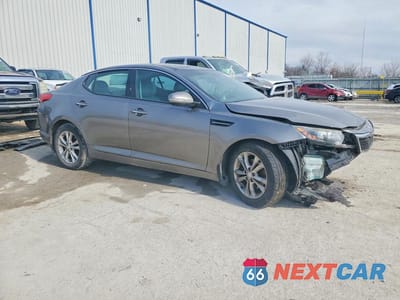 Czwarte zdjęcie samochodu z boku: 2013 KIA OPTIMA EX VIN:5XXGN4A73DG159733 - miniatura