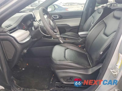 Zdjęcie 7 z 12 samochodu: 2024 JEEP COMPASS LIMITED VIN:3C4NJDCN8RT139200 - miniatura