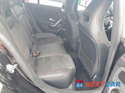 Zdjęcie 10 z 11 samochodu: 2023 MERCEDES-BENZ CLA 250 4MATIC VIN:W1K5J4HB9PN330982 - miniatura