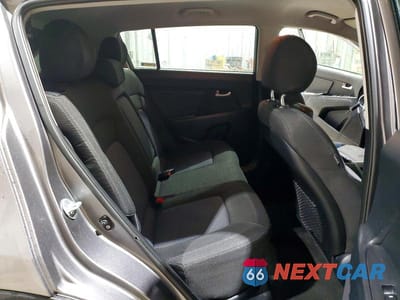 Zdjęcie 11 z 12 samochodu: 2016 KIA SPORTAGE LX VIN:KNDPBCAC7G7849658 - miniatura