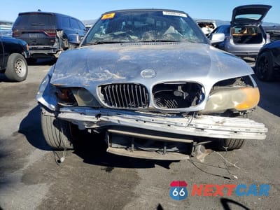 Piąte zdjęcie samochodu w środku: 2004 BMW 330 CI VIN:WBABW53434PL40689 - miniatura