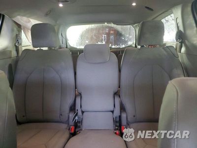 Zdjęcie 10 z 13 samochodu: 2018 CHRYSLER PACIFICA TOURING PLUS VIN:2C4RC1FG4JR227403 - miniatura