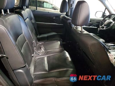Zdjęcie 11 z 13 samochodu: 2020 HONDA PILOT TOURING VIN:5FNYF6H95LB005126 - miniatura