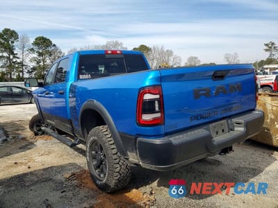 Trzecie zdjęcie samochodu z tyłu: 2022 RAM 2500 POWERWAGON VIN:3C6TR5EJ2NG281424 - miniatura