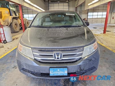 Piąte zdjęcie samochodu w środku: 2013 HONDA ODYSSEY EXL VIN:5FNRL5H69DB030576 - miniatura