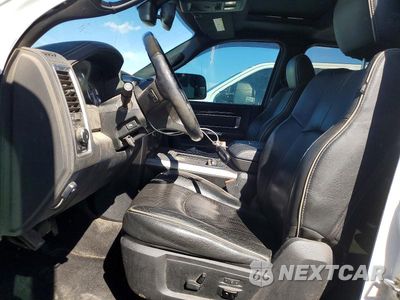 Zdjęcie 7 z 12 samochodu: 2016 RAM 2500 LONGHORN VIN:3C6UR5LL8GG373388 - miniatura