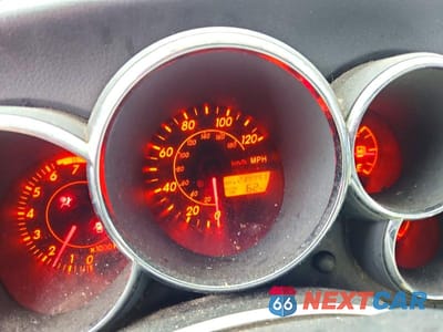 Zdjęcie 9 z 11 samochodu: 2003 PONTIAC VIBE VIN:5Y2SL62853Z407205 - miniatura