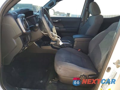 Zdjęcie 7 z 13 samochodu: 2019 TOYOTA TACOMA TRD OFF-ROAD VIN:3TMAZ5CN9KM078730 - miniatura
