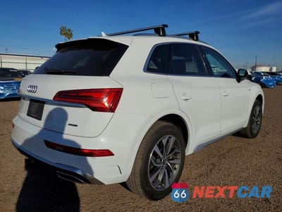 Trzecie zdjęcie samochodu z tyłu: 2023 AUDI Q5 PREMIUM PLUS 45 VIN:WA1EAAFY3P2180640 - miniatura