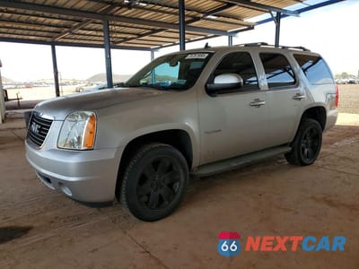 2014 GMC YUKON SLE 1GKS1AE04ER109704 - główne zdjęcie licytacji z USA - miniatura