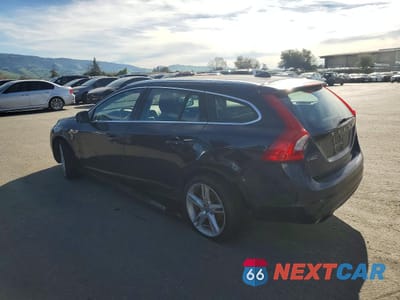 Drugie zdjęcie samochodu z przodu: 2016 VOLVO V60 T5 PREMIER VIN:YV140MEK3G1308202 - miniatura