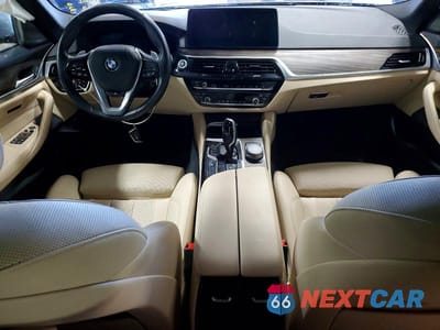Zdjęcie 8 z 12 samochodu: 2023 BMW 530XE VIN:WBA33AG05PCM19967 - miniatura