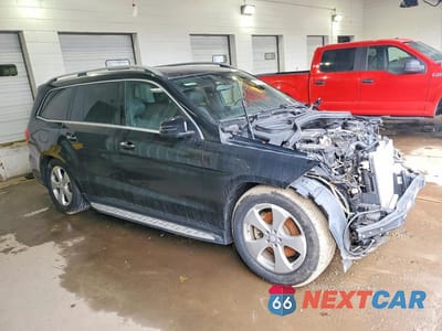 Czwarte zdjęcie samochodu z boku: 2017 MERCEDES-BENZ GLS 450 4MATIC VIN:4JGDF6EE7HA842049 - miniatura