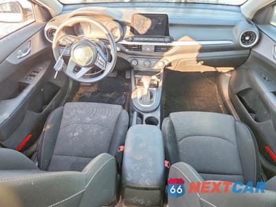 Zdjęcie 8 z 12 samochodu: 2024 KIA FORTE LXS VIN:3KPF24AD4RE724677 - miniatura