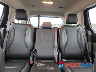 Zdjęcie 10 z 13 samochodu: 2025 KIA CARNIVAL LX VIN:KNDNB5K31S6535343 - miniatura