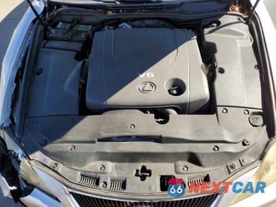 Zdjęcie 11 z 13 samochodu: 2006 LEXUS IS 250 BASE VIN:JTHBK262762008468 - miniatura