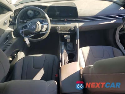 Zdjęcie 8 z 12 samochodu: 2024 HYUNDAI ELANTRA SEL VIN:KMHLM4DG2RU807671 - miniatura