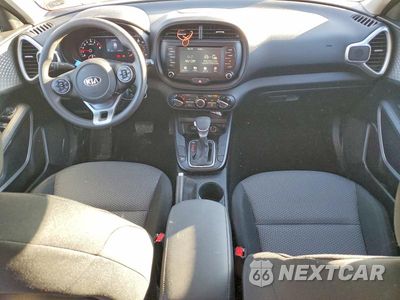 Zdjęcie 8 z 13 samochodu: 2021 KIA SOUL LX VIN:KNDJ23AU8M7759137 - miniatura
